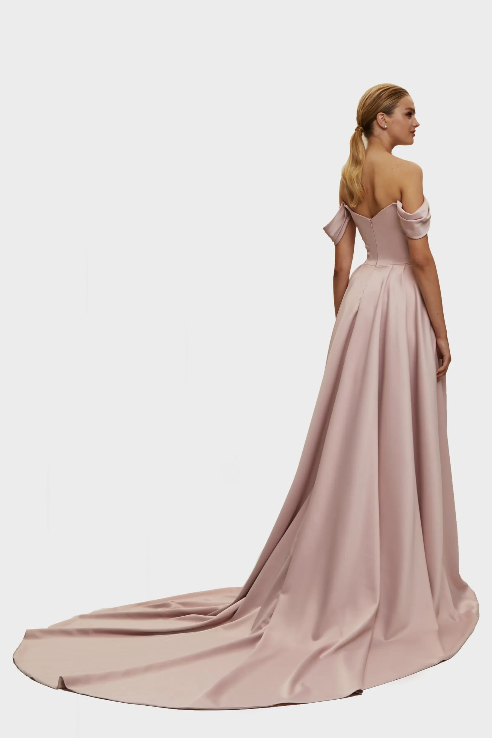 Misty Rose Princess heart-shaped neckline gown