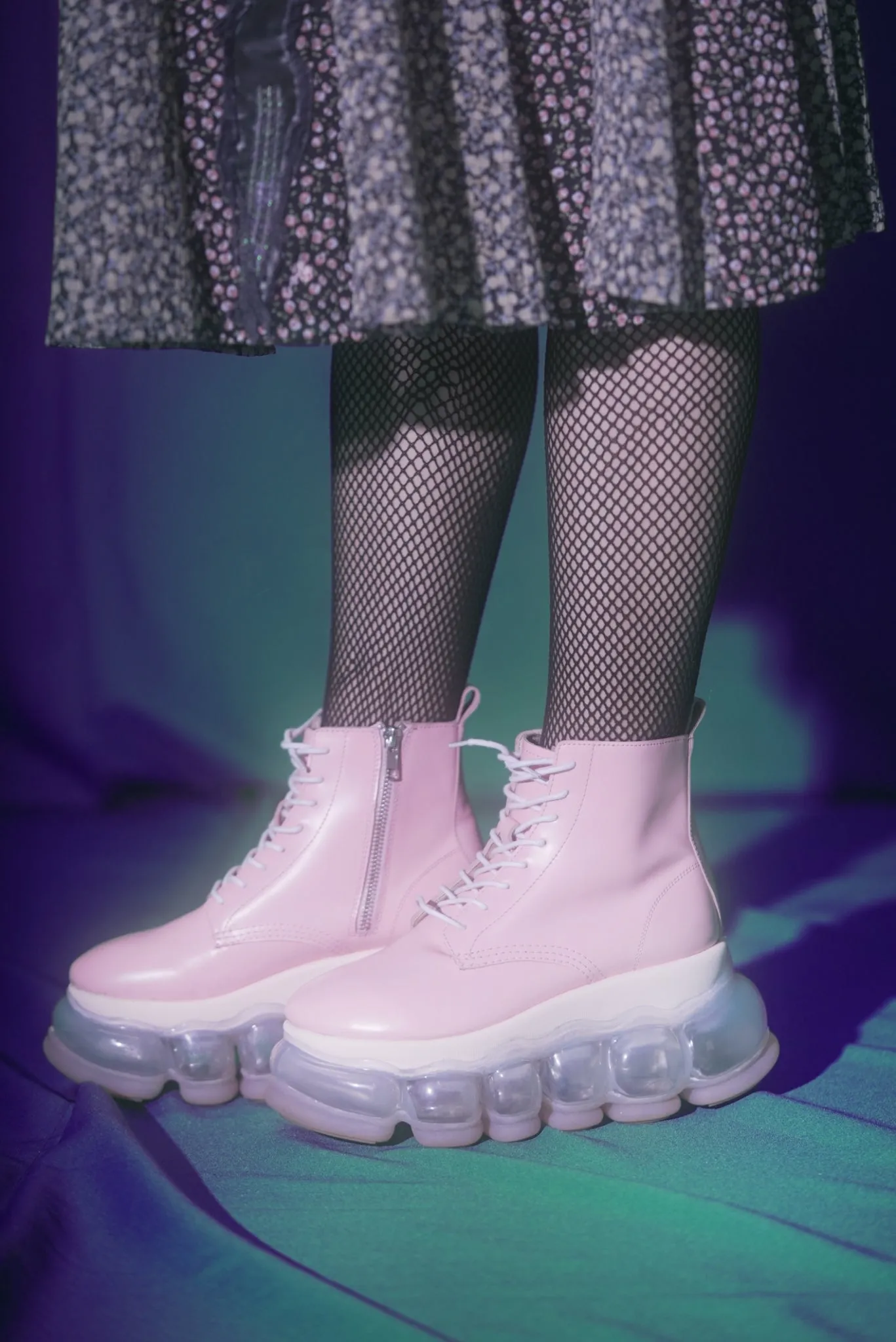 New "Jewelry" Boots / Pink