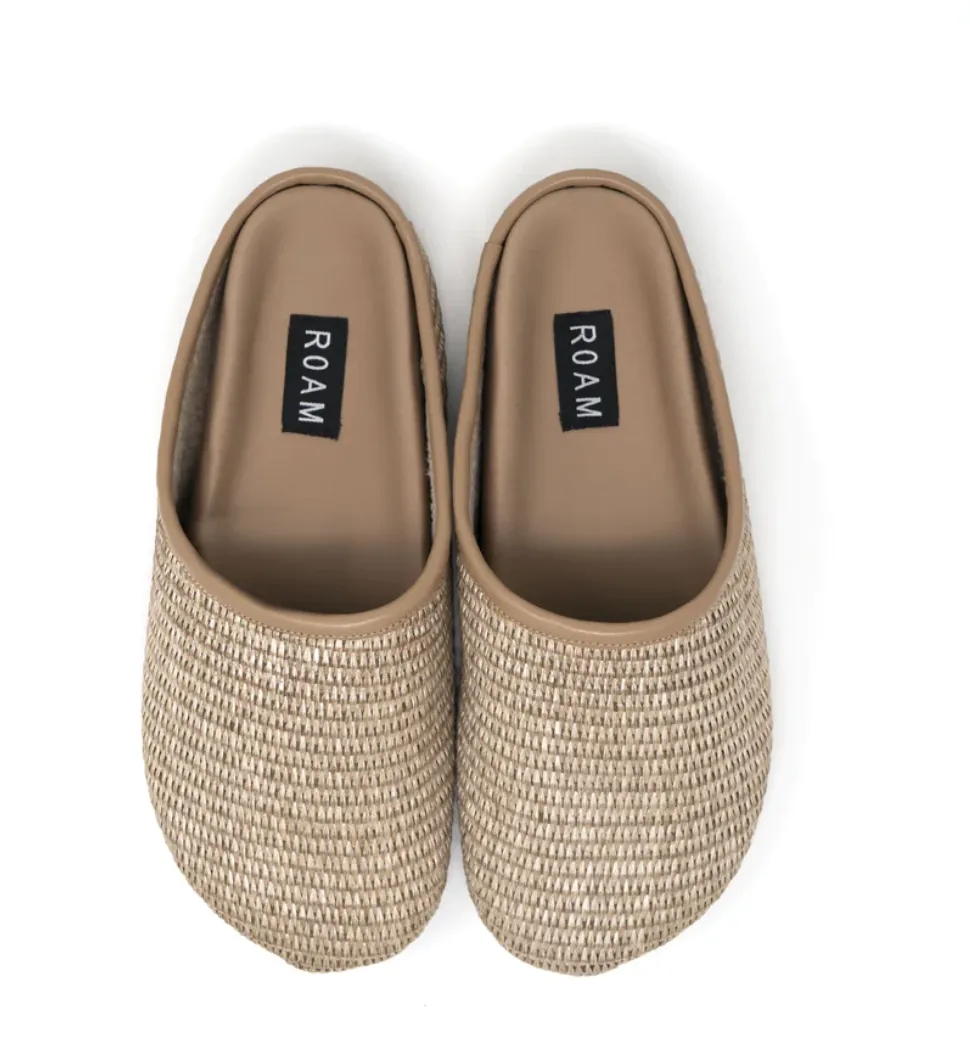 ROAM RAFFIA CLOG NATURAL