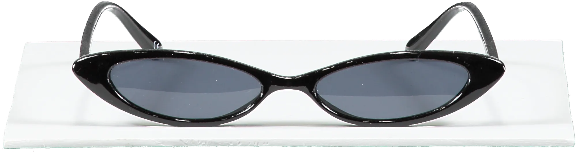 Roberi & Fraud Black Frances Sunglasses  in case